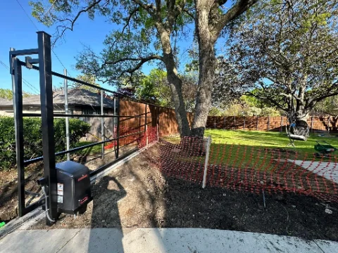 Custom automatic driveway entry gate